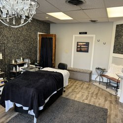 The Saratoga Day Spa - Esthetics treatment room