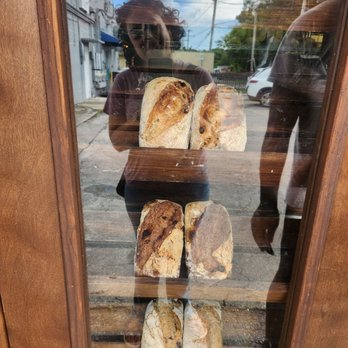 Domaselo - Bakeries Near Me - Miami, Florida
