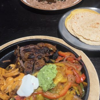 La Popular - Steak Fajitas Plate - Mexican Near Me - Roseville, California La Popular - Steak Fajitas Plate - Mexican Near Me - Roseville, California