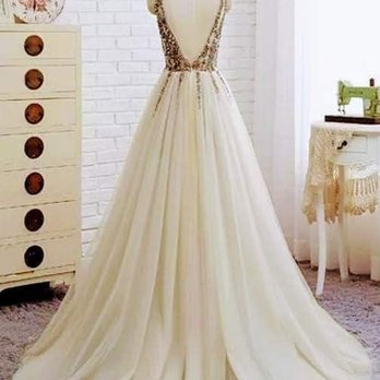Alterations By L Northside Fargo - I did great job years,  someone attacks me ,i have good customers ,happy satisfied ,dont believe people like that - Sewing & Alterations Near Me - Fargo, North Dakota