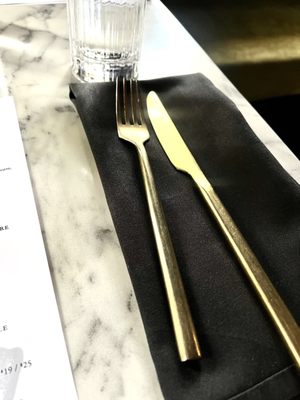 {pretty to think so} by null