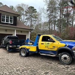 Mano's Towing & Recovery