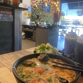 Pho Mama - Crab Cake Noodle Soup ala Bun Rieu (15.95) - Vietnamese Near Me - Fremont, California