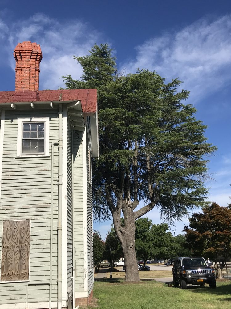 Slide of Dales Home Improvement