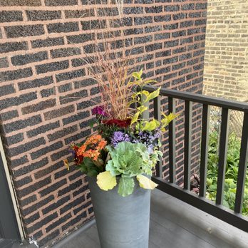 The Landscaper Guy - Fall planter - Landscaping Near Me - Chicago, Illinois