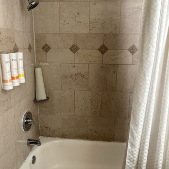Humphreys Half Moon Inn - Shower - San Diego, CA