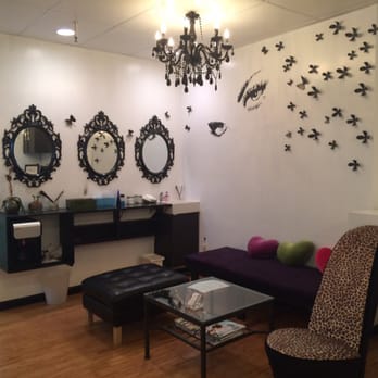 Wink Eyelash Extensions - Decor - Eyelash Service Near Me - New York, New York Wink Eyelash Extensions - Decor - Eyelash Service Near Me - New York, New York
