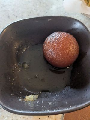 Lazeez Mediterranean cafe by null