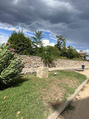 Passeig Arqueològic by null