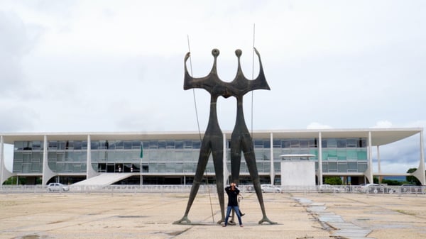 Praça dos Três Poderes by null