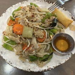 Chicken drunken noodles