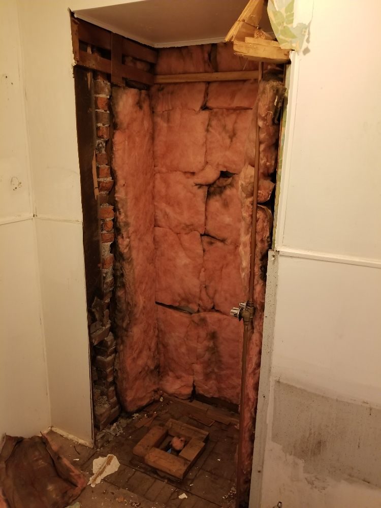 Slide of Red's Handy