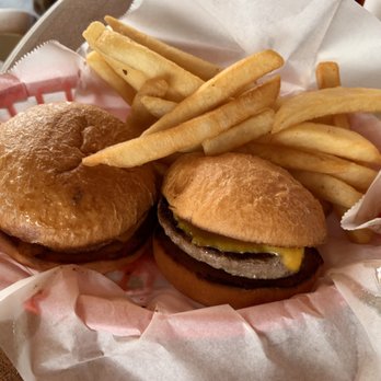 Ruby Street Grille - Kids cheeseburger sliders with fries - American Near Me - Tavares, Florida