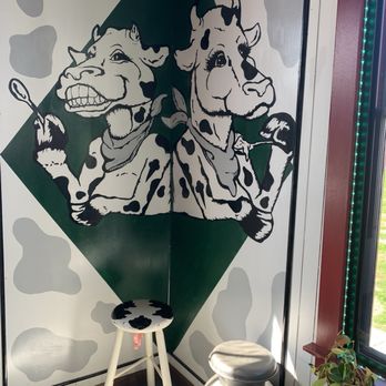 Sweet Claude's - Ice Cream & Frozen Yogurt Near Me - Cheshire, Connecticut