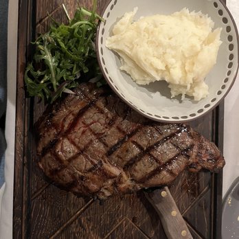 1852 on Austin - Ribeye steak - Comfort Food Near Me - Jefferson, Texas