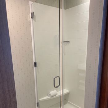 SpringHill Suites - Shower - Hotels Near Me - Grand Junction, Colorado SpringHill Suites - Shower - Hotels Near Me - Grand Junction, Colorado