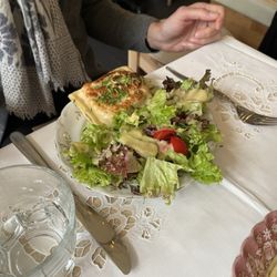 Zum Spätzle - Salat mit 1 Maultasche