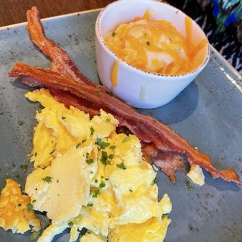 First Watch - Cheesy Grits, Scrambled Eggs & Bacon - Breakfast & Brunch Near Me - Woodbridge, Virginia
