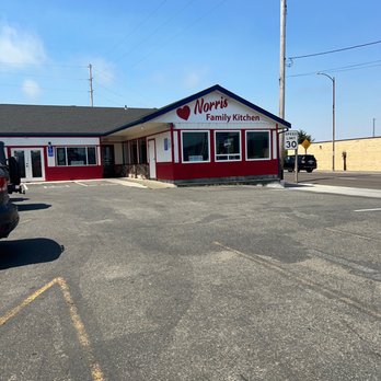 Norris Family Kitchen - Burgers Near Me - Crescent City, California