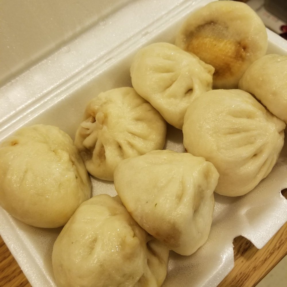 Broadway Snacks 上海風味 - All this for $6!? - Chinese Near Me - Elmhurst, New York Broadway Snacks 上海風味 - All this for $6!? - Chinese Near Me - Elmhurst, New York