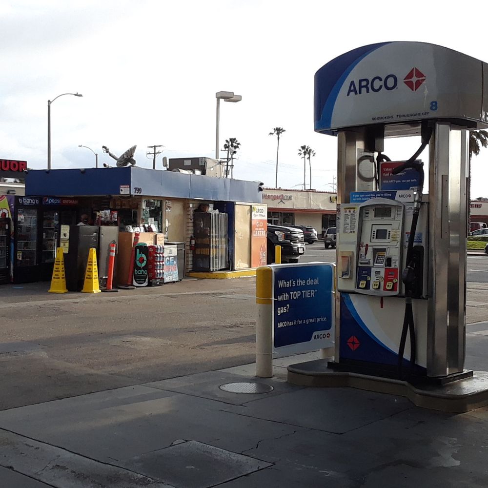 Arco - Gas Stations Near Me - Costa Mesa, California