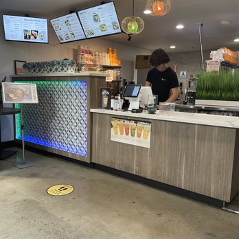 Lantern Vietnamese Cafe - Vietnamese Near Me - Rancho Cucamonga, California