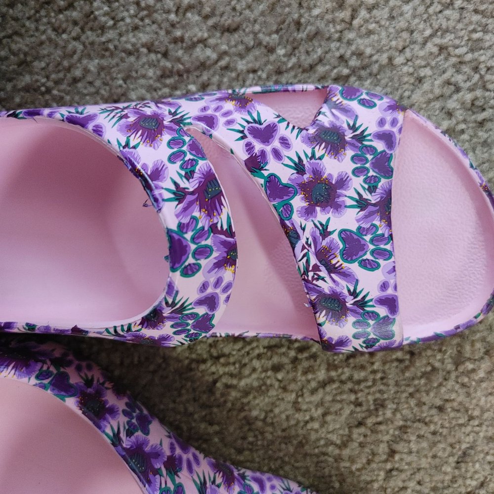 The Nail Gallery and Spa - My Sandals that match my toes. - Nail Salons Near Me - Covington, Washington