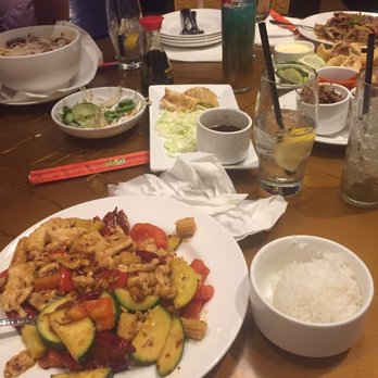 Noodle Bar Asian Bistro - Kung Pao chicken - Asian Fusion Near Me - Coarsegold, California Noodle Bar Asian Bistro - Kung Pao chicken - Asian Fusion Near Me - Coarsegold, California