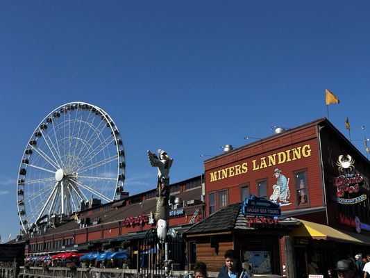 The Crab Pot Seattle by null