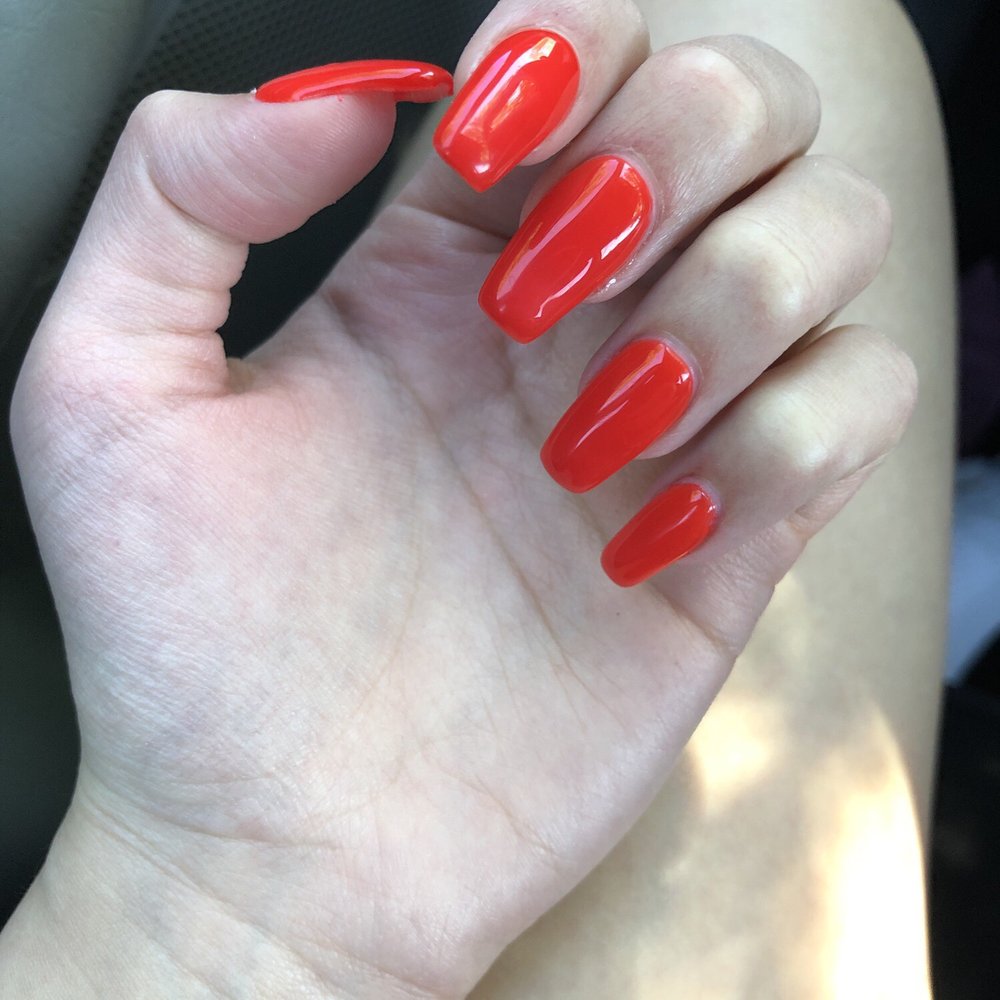 KB Nails - Classic red - Nail Salons Near Me - Sacramento, California KB Nails - Classic red - Nail Salons Near Me - Sacramento, California
