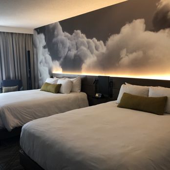 Novotel Toronto Centre - Double Queen room - Hotels Near Me - Toronto, Ontario Novotel Toronto Centre - Double Queen room - Hotels Near Me - Toronto, Ontario