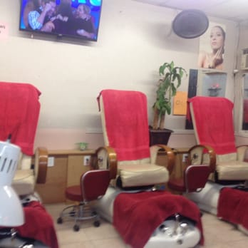 Tip Top Nails - The massage chair pedicure stations - Nail Salons Near Me - Compton, California Tip Top Nails - The massage chair pedicure stations - Nail Salons Near Me - Compton, California