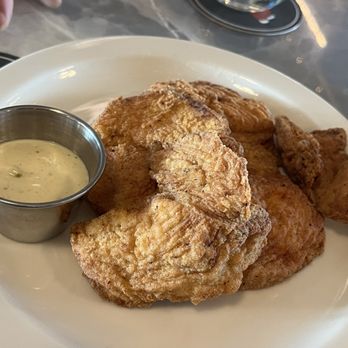 The Dead Rabbit - BONELESS FRIED CHICKEN - Cocktail Bars Near Me - New York, New York