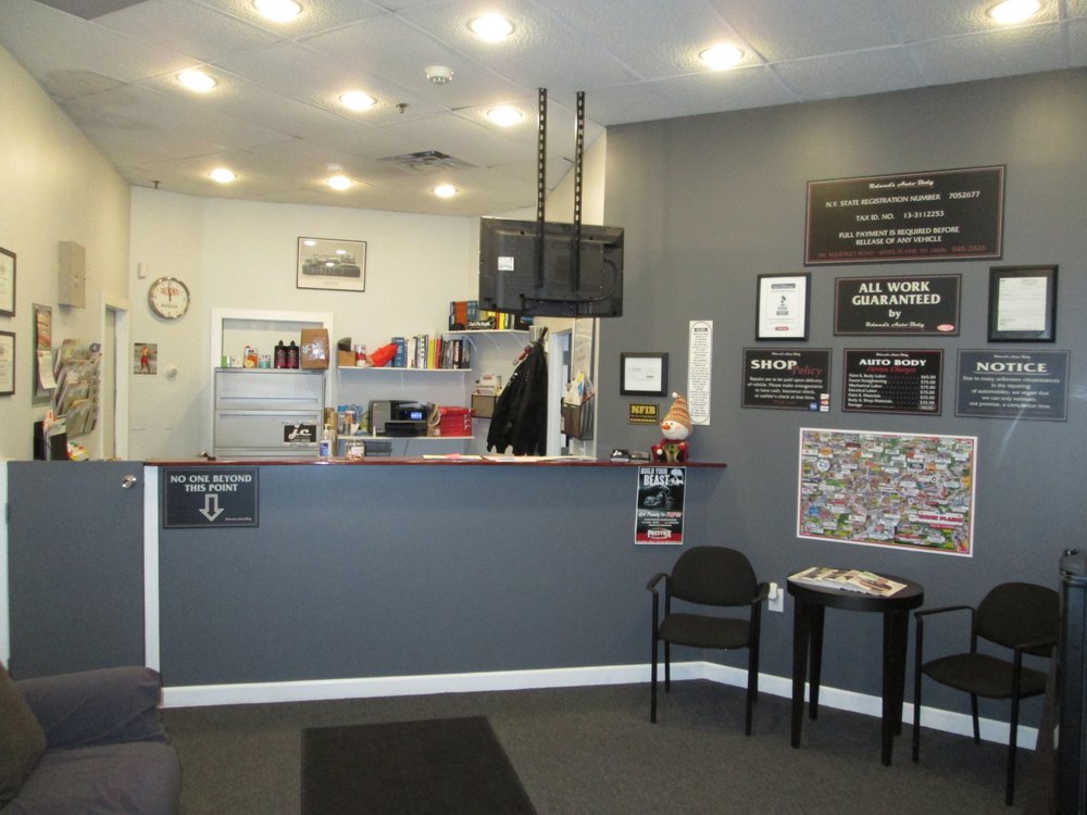 ROLANDS AUTO BODY Updated August 2024 22 Reviews 181 Aqueduct Rd