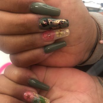 Foxy Nails - Nail Salons Near Me - Hinesville, Georgia