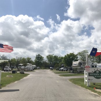 Hidden Lake RV Resort - Resorts Near Me - Beaumont, Texas Hidden Lake RV Resort - Resorts Near Me - Beaumont, Texas