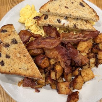 Stevie G’s - Mom's Big Breakfast - Breakfast & Brunch Near Me - Rockland, Massachusetts Stevie G’s - Mom's Big Breakfast - Breakfast & Brunch Near Me - Rockland, Massachusetts