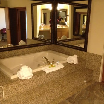 Pacific Terrace Hotel - Executive Suite - San Diego, CA