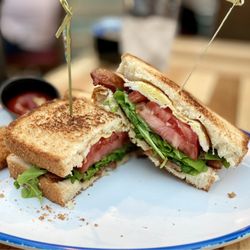 Cask & Larder - BLTE on Sourdough was delicious
