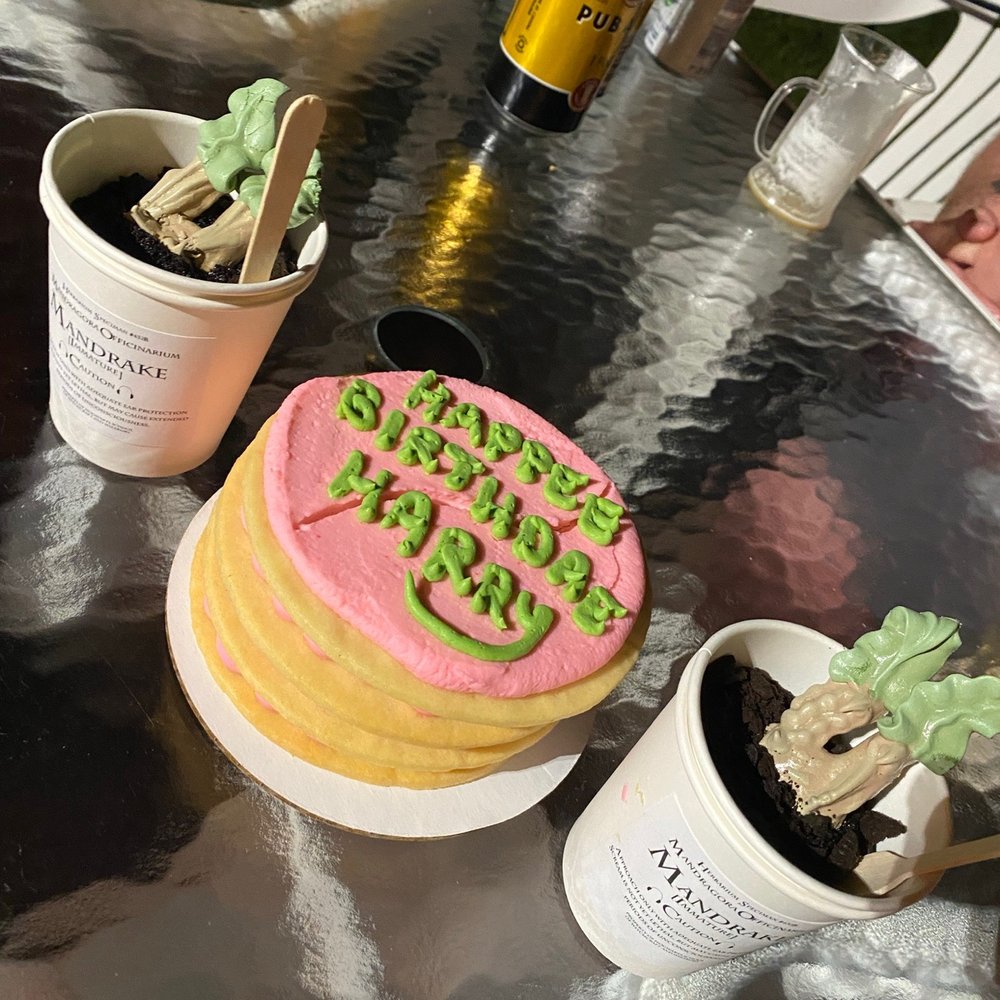 Harry Potter themed treats! Harry Potter themed treats!