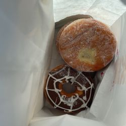 Dunkin' - SPIDERWEB DONUT