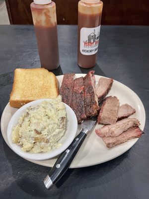 Hickory House Restaurant by null