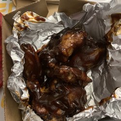 Papa Johns Pizza - Honey chipotle wings