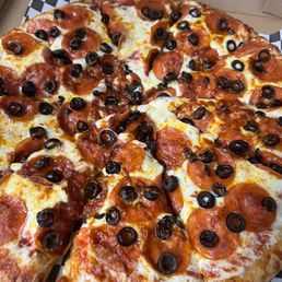 Great pizza crust and quality of cheese and ingredients is outstanding. Great pizza crust and quality of cheese and ingredients is outstanding.