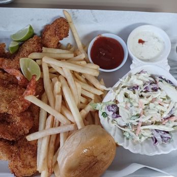 Hooked On The Arroyo - Fried Fish & Shrimp - Bars Near Me - Rio Hondo, Texas Hooked On The Arroyo - Fried Fish & Shrimp - Bars Near Me - Rio Hondo, Texas