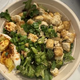 Sesame Tofu Salad with Roasted Broccoli and Jammy Egg Sesame Tofu Salad with Roasted Broccoli and Jammy Egg