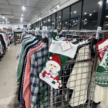 Goodwill - Sunrise/University Drive - Thrift Stores Near Me - Sunrise, Florida Goodwill - Sunrise/University Drive - Thrift Stores Near Me - Sunrise, Florida