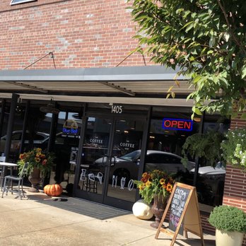City Grill - Front patio - Coffee & Tea Near Me - Humboldt, Tennessee City Grill - Front patio - Coffee & Tea Near Me - Humboldt, Tennessee