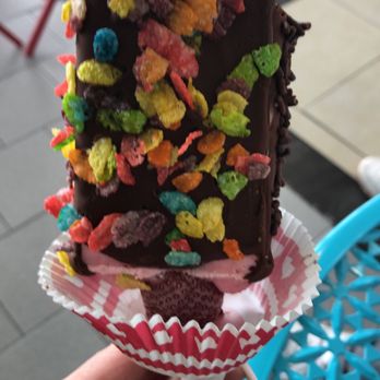 Tarascos Ice Cream - Strawberry paleta, melted chocolate, fruity pebbles - Ice Cream & Frozen Yogurt Near Me - Houston, Texas Tarascos Ice Cream - Strawberry paleta, melted chocolate, fruity pebbles - Ice Cream & Frozen Yogurt Near Me - Houston, Texas
