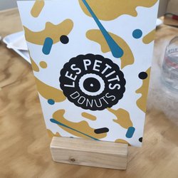 Les Petits Donuts - Logo
